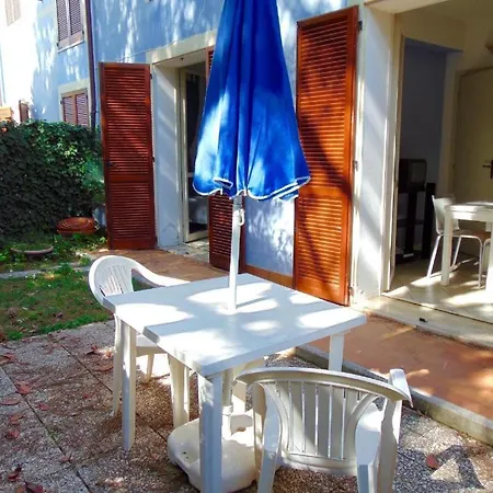 N025 - Numana, Bilocale Con Giardino In Centro Numana