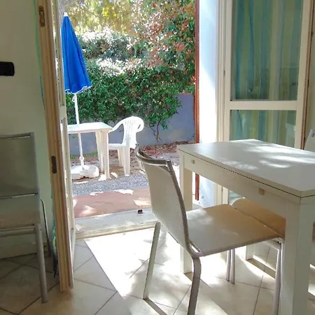 N025 - Numana, Bilocale Con Giardino In Centro Apartament